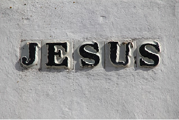 Ježíš napsáno v písku, zdroj: www.pixabay.com, Licence: CC0 Public Domain / FAQ